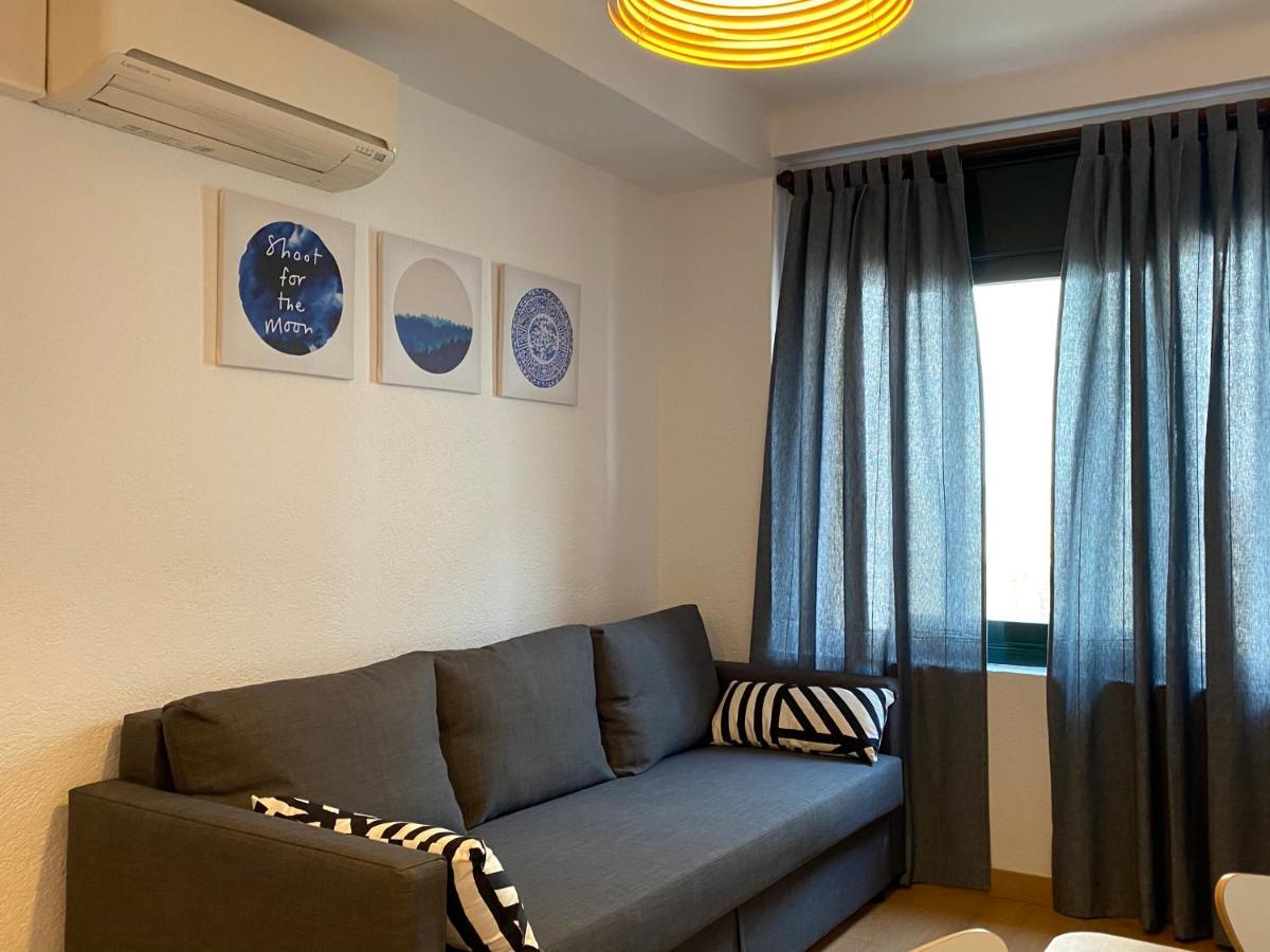 Apartments Sant Lluis Center, 2 Min Walk From The Sea Lloret de Mar Dış mekan fotoğraf