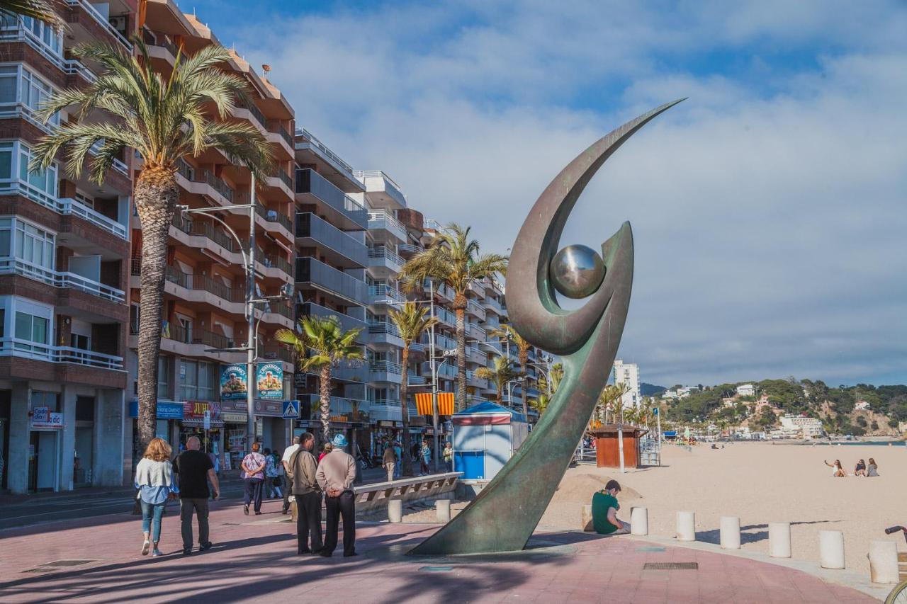 Apartments Sant Lluis Center, 2 Min Walk From The Sea Lloret de Mar Dış mekan fotoğraf