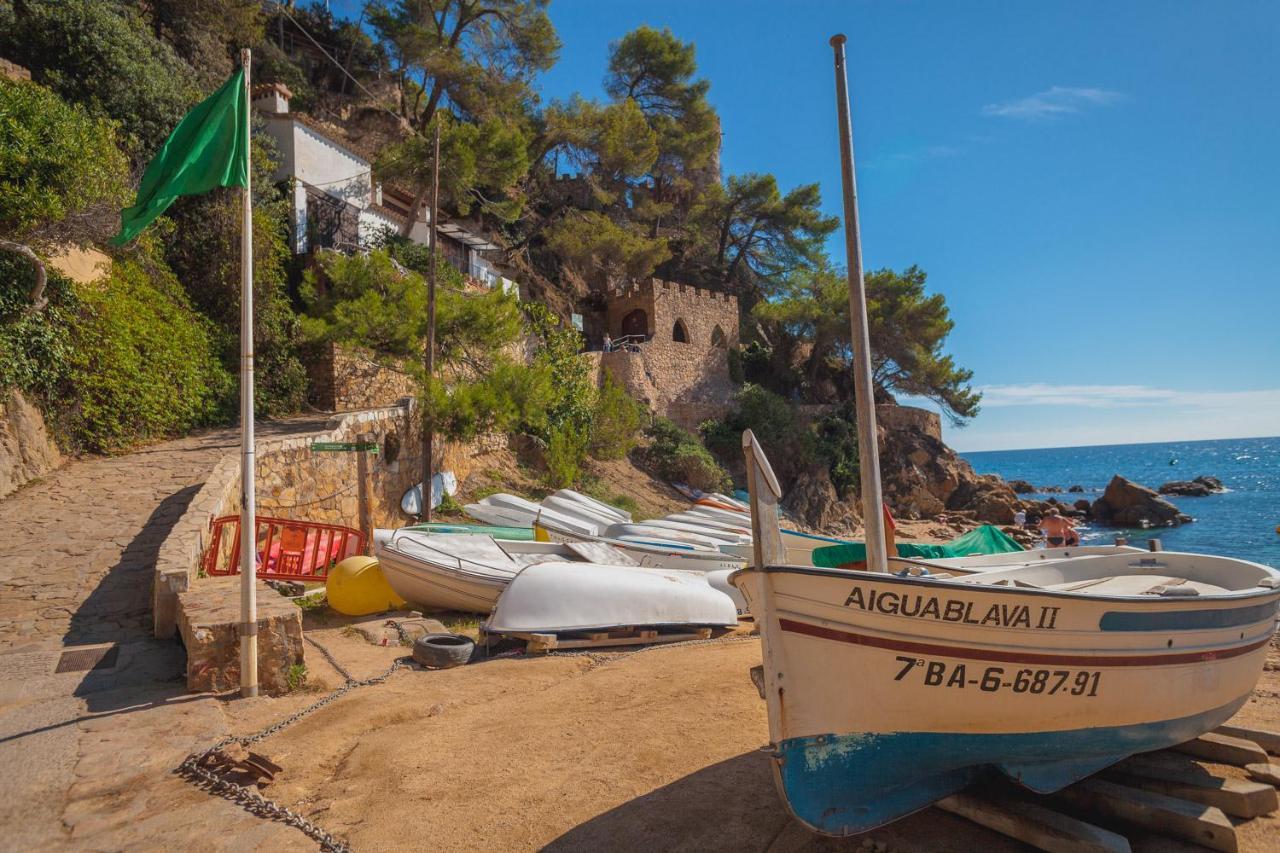 Apartments Sant Lluis Center, 2 Min Walk From The Sea Lloret de Mar Dış mekan fotoğraf